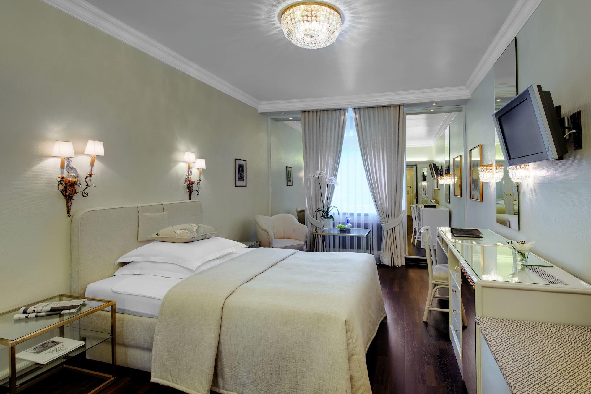 Hotel Europaeischer Hof Heidelberg, Bestes Hotel Deutschlands In Historischer Architektur Exterior photo A typical hotel room