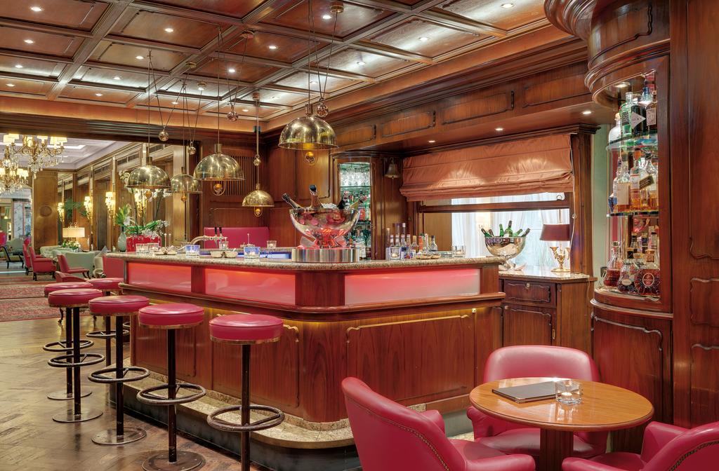 Hotel Europaeischer Hof Heidelberg, Bestes Hotel Deutschlands In Historischer Architektur Exterior photo The bar on board the Queen Mary 2
