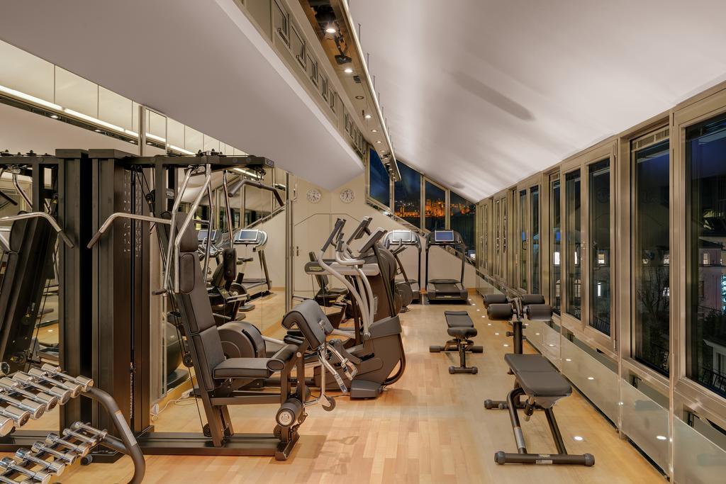 Hotel Europaeischer Hof Heidelberg, Bestes Hotel Deutschlands In Historischer Architektur Exterior photo The gym at the hotel